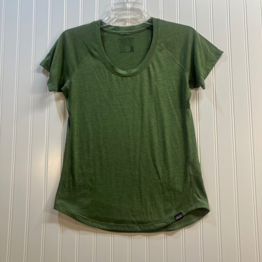 Patagonia Capilene Cool Trail Shirt Womens XS Green Short Sleeve Hiking Tee
